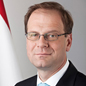 Dr. Navracsics Tibor 
