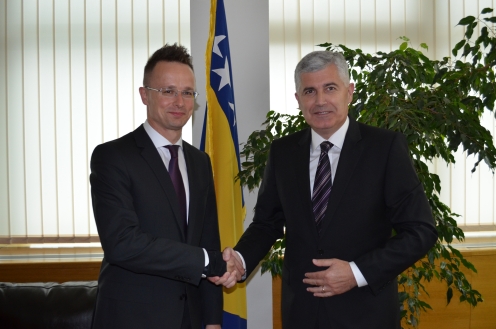 Szijjártó Péter és Dragan Čović, a Bosznia-Hercegovinai Országgyűlés elnöke. Fotó: Nemzeti Külgazdasági Hivatal