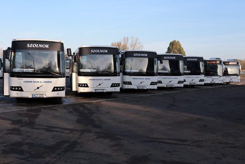 2013. október 22-én a Jászkun Volán jármúparkja bővült Volvo autóbuszokkal. Fotó: Bartolf Ágnes
