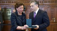 Orbán Viktor kitüntetést adott át Degenfeld-Lindner Máriának