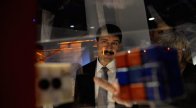 Világkörüli útra indul a Rubik-kocka kiállítás