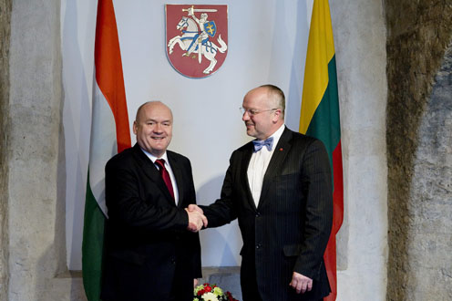 Hende Csaba Juozas Olekas litván nemzetvédelmi miniszter ( fotó: Koszticsák Szilárd)