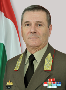 Benkő Tibor vezérezredes (fotó: Krasznai-Nehrebeczky Mária)