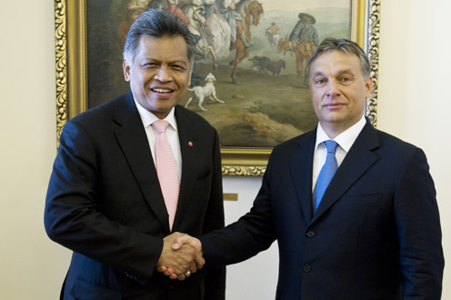 Szurin Picuvan, Viktor Orbán (Photo: Gergely Botár)